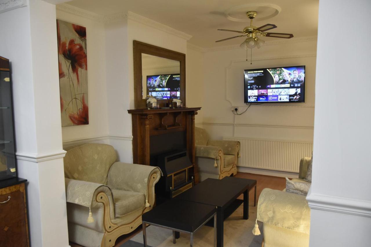 Clarendon House Hotell Luton  Eksteriør bilde